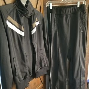 Nike jogging suit